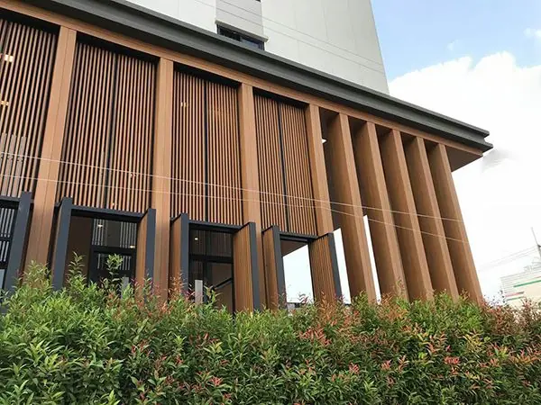 NHỰA ỐP TƯỜNG ỐP TRẦN MINH TUẤN